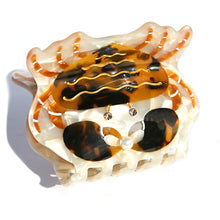 Tortoise Crab Hair Claw