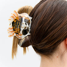 Tortoise Crab Hair Claw