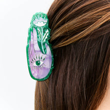 Emerald Palm Claw