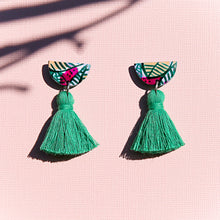 Daintree Tassels