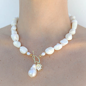 Rolled Shell Solis Necklace