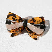 Tortoise Bow Claw